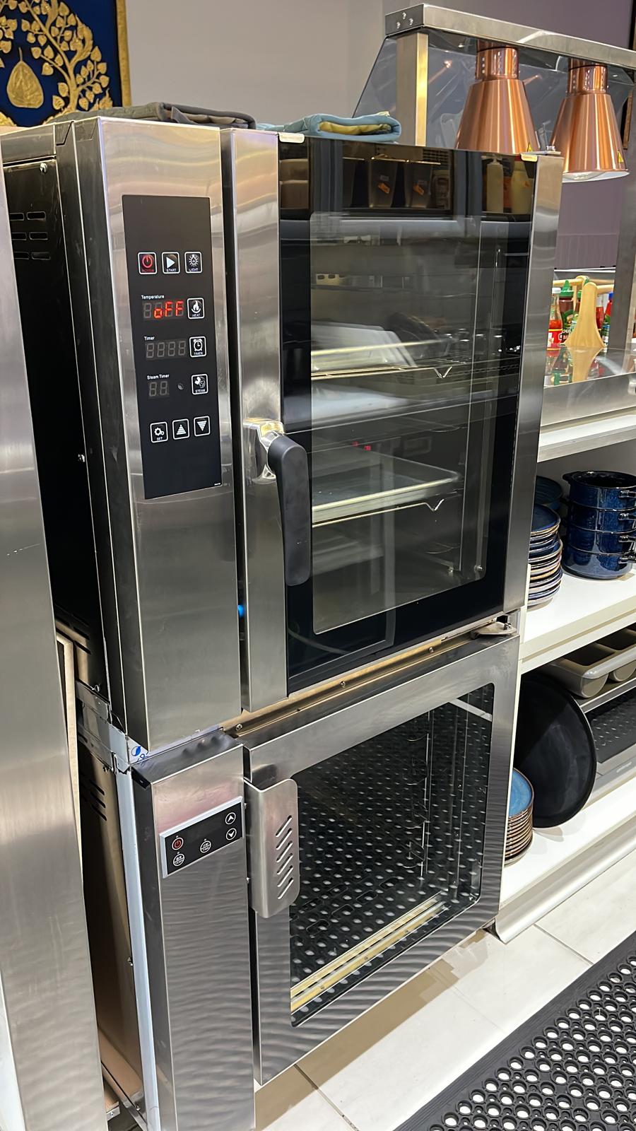Australian customer photo: Five-tray convection oven with proofer